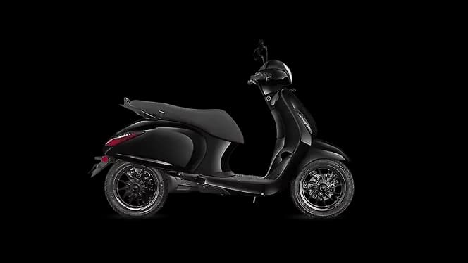 Bajaj Chetak Premium