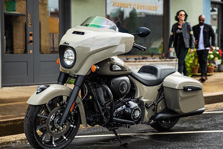 2025 Indian Chieftain Dark Horse